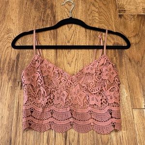 Kendall & Kylie crop top!!